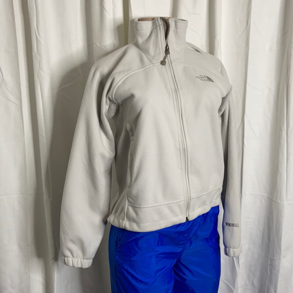 1222 The North Face - Wind Wall Fullzip Jacket